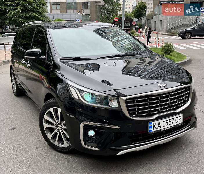 Kia Carnival (2018)