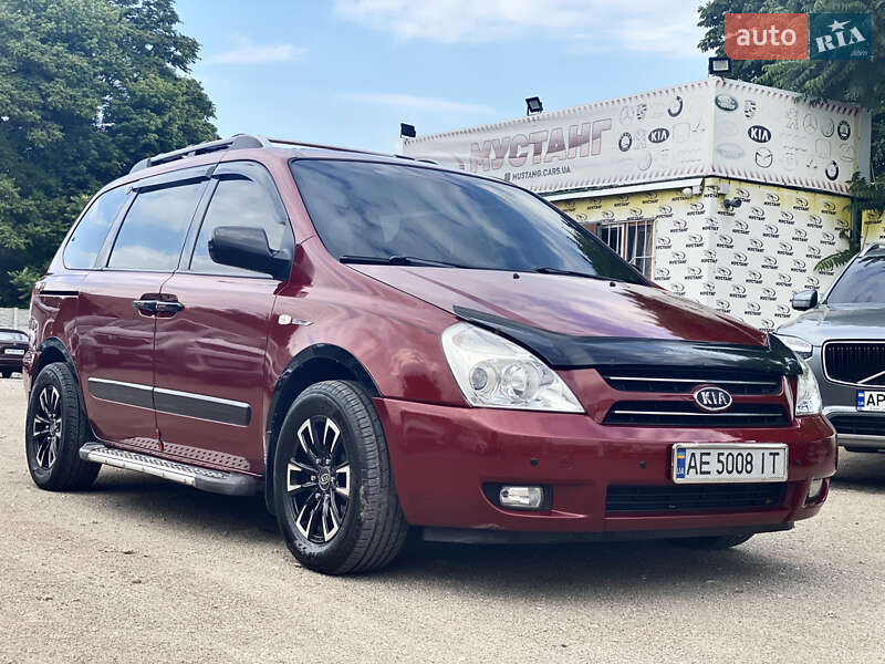 Kia Carnival (2007)