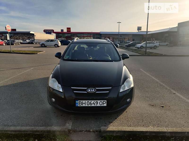 Kia Ceed (2008)