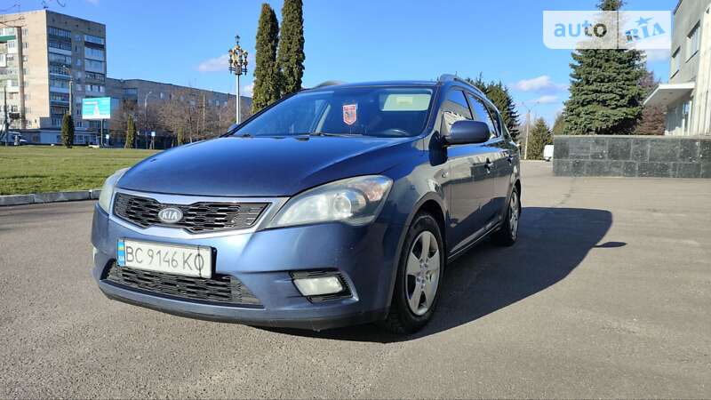 Kia Ceed (2010)