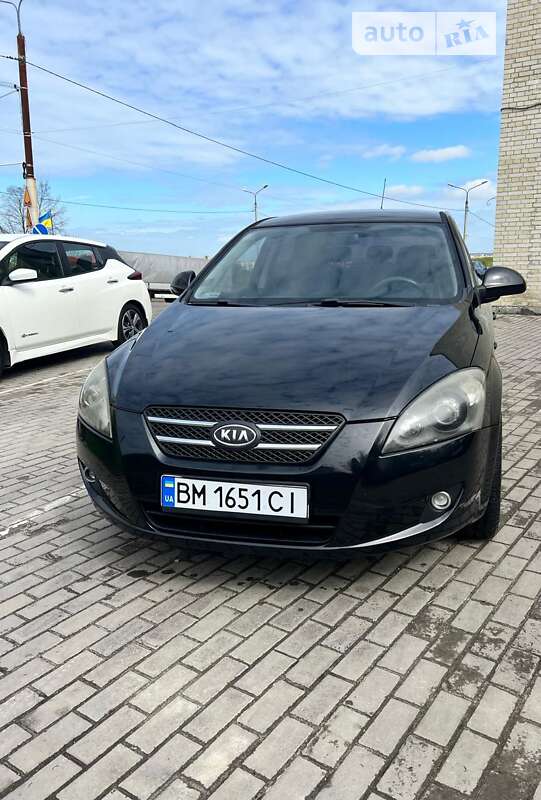 Kia Ceed (2008)