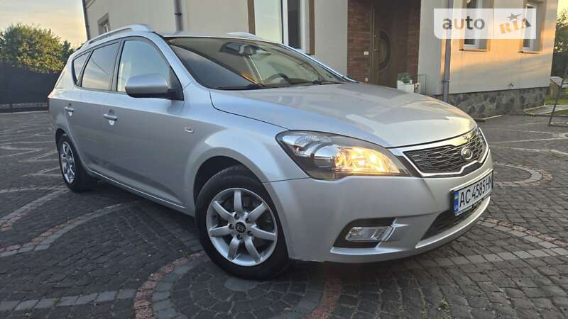 Kia Ceed (2011)