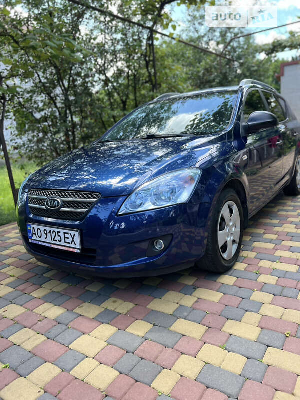 Kia Ceed (2009)