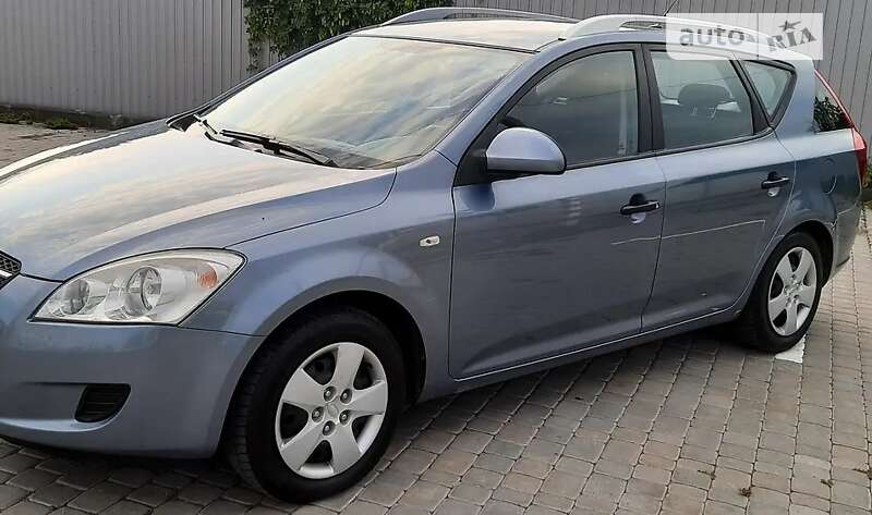 Kia Ceed (2009)