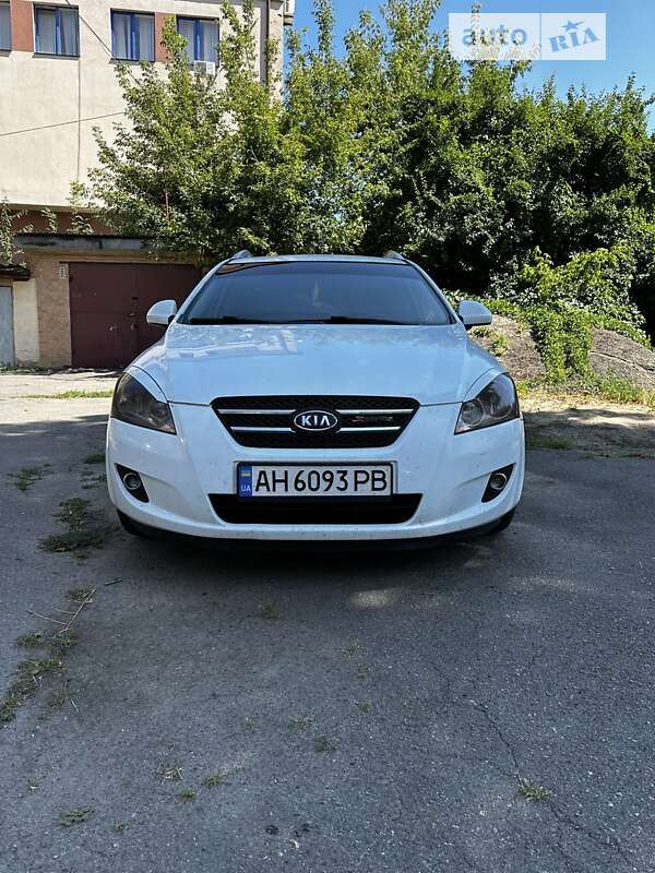 Kia Ceed (2008)