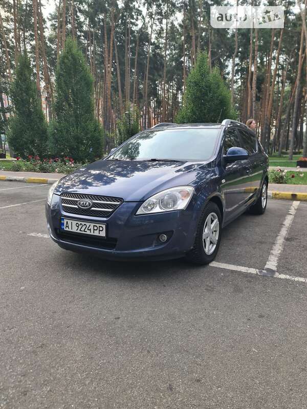 Kia Ceed (2008)