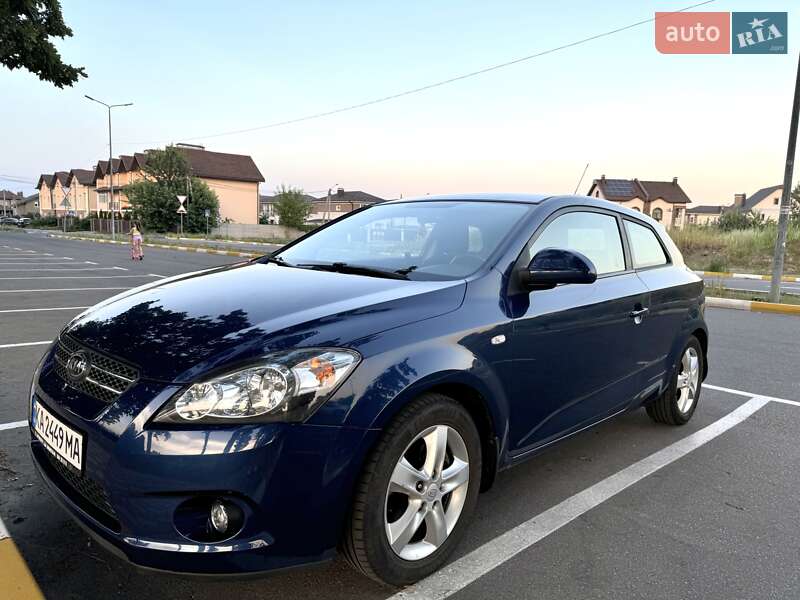 Kia Ceed (2008)