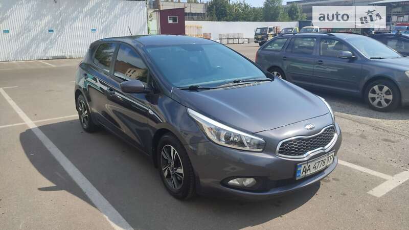 Kia Ceed (2012)