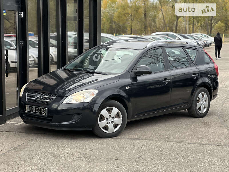 Kia Ceed (2007)