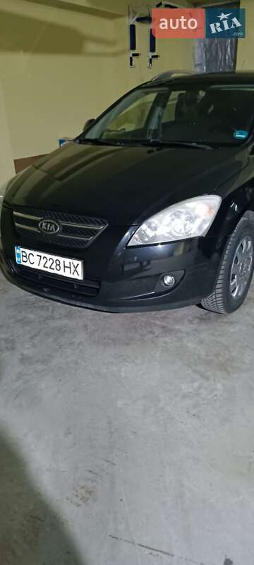 Kia Ceed (2008)