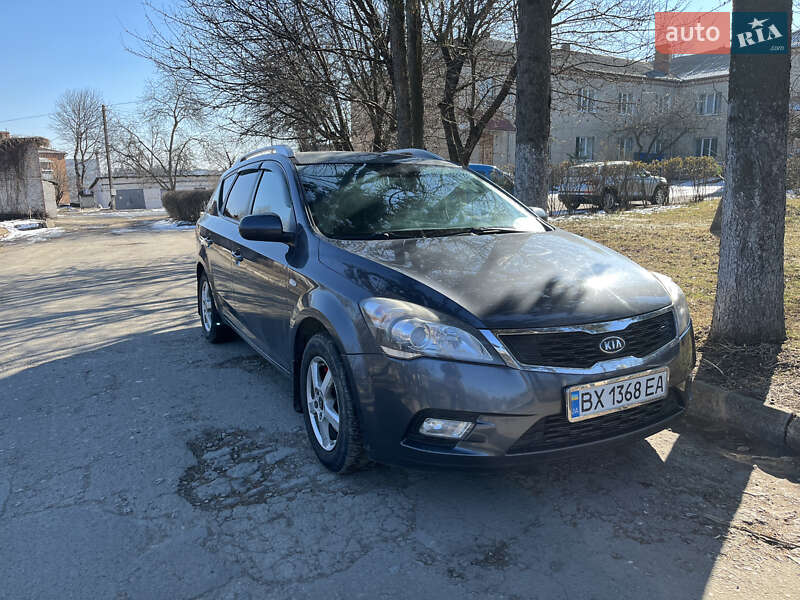 Kia Ceed (2009)