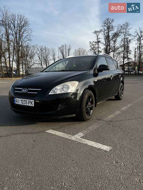 Kia Ceed (2008)