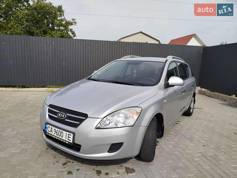 Kia Ceed (2009)