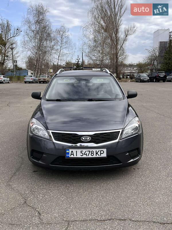Kia Ceed (2009)