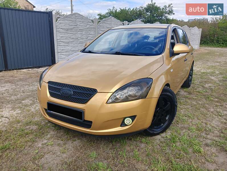 Kia Ceed (2008)