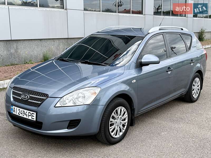 Kia Ceed (2008)