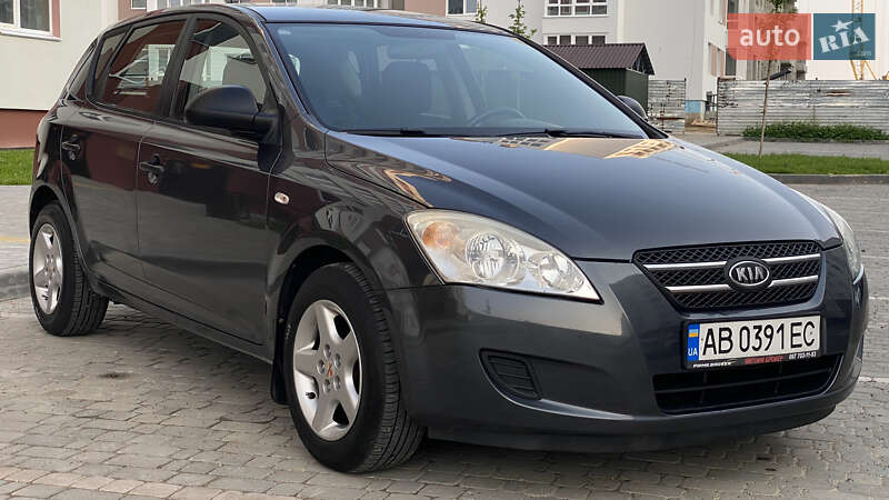 Kia Ceed (2009)
