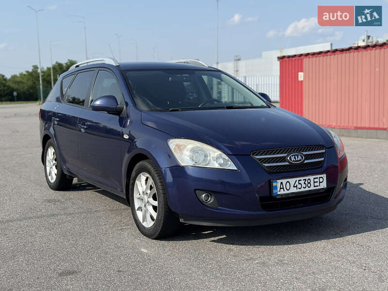 Kia Ceed (2007)
