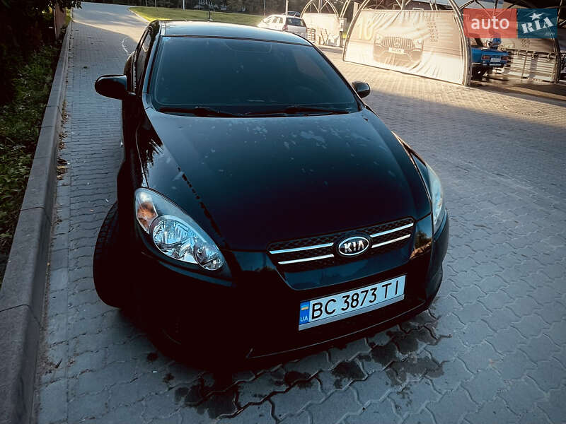 Kia Ceed (2009)
