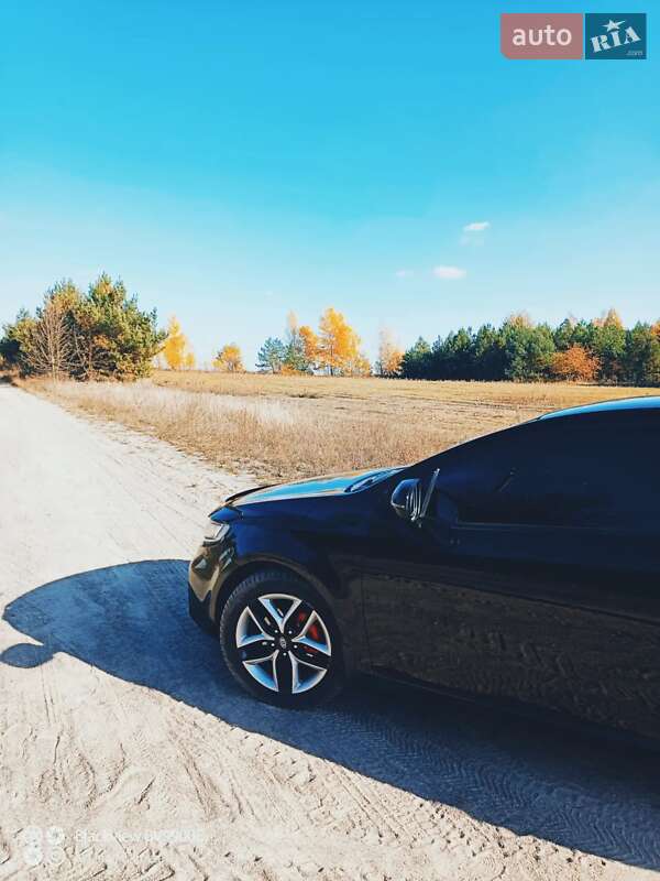 Kia Cerato koup (2011)