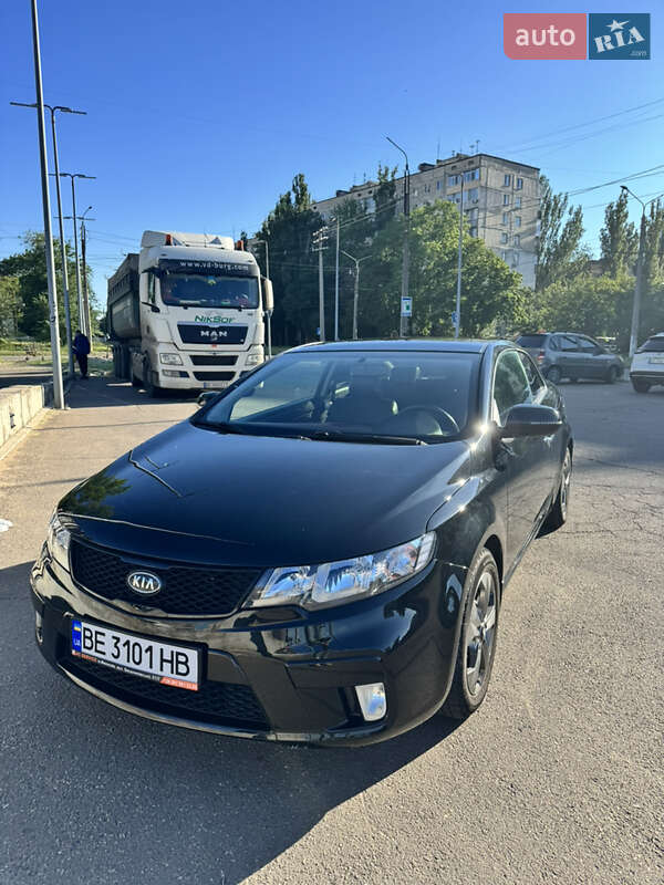 Kia Cerato koup (2011)