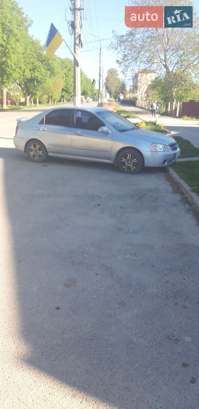 Kia Cerato (2006)