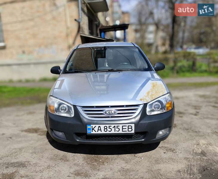 Kia Cerato (2007)