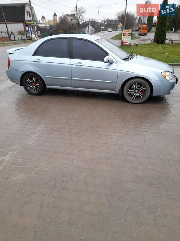 Kia Cerato (2006)