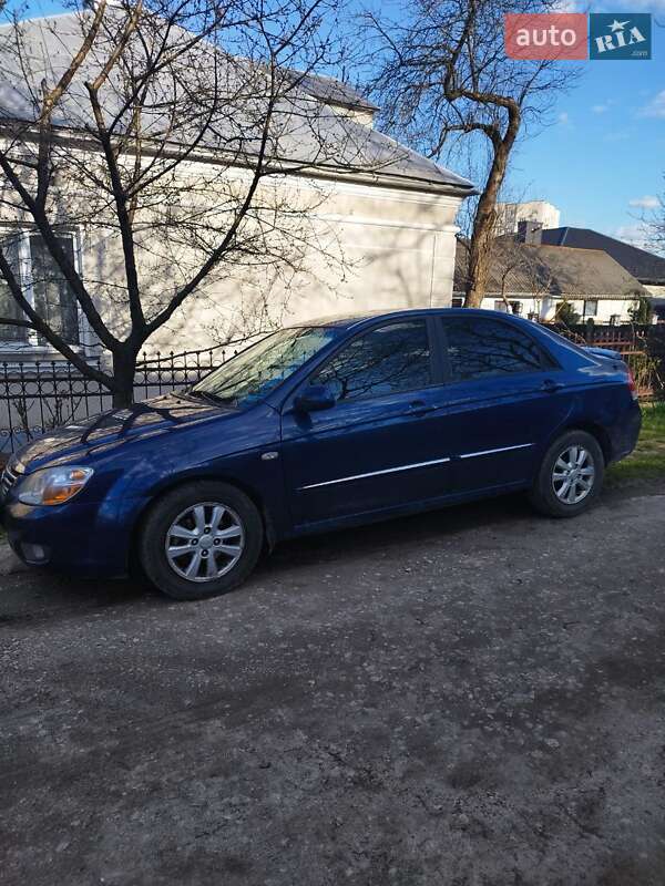 Kia Cerato (2007)