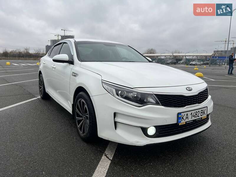 Kia K5 (2015)