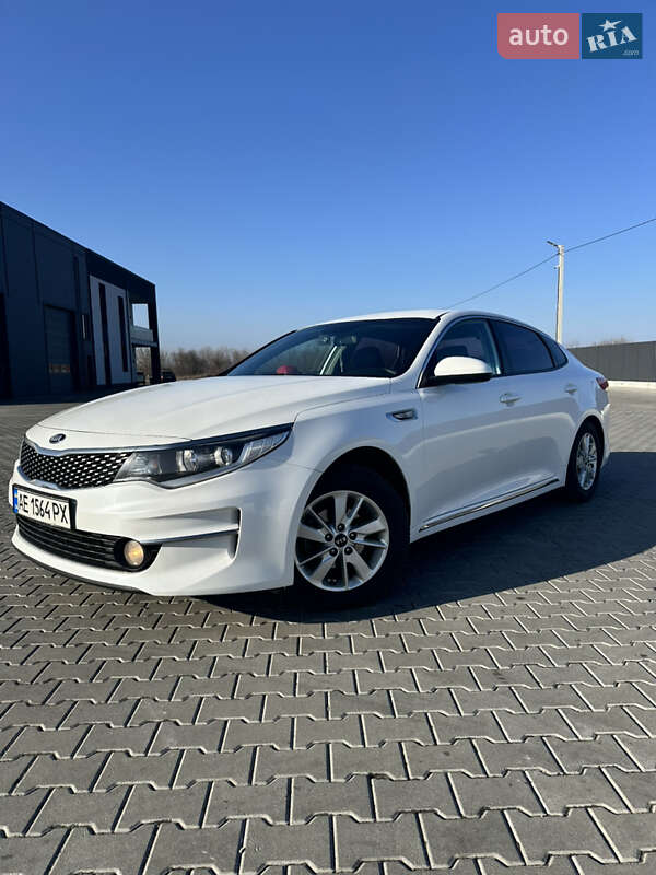 Kia K5 (2017)
