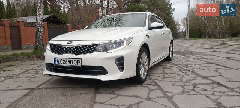 Kia K5 (2017)