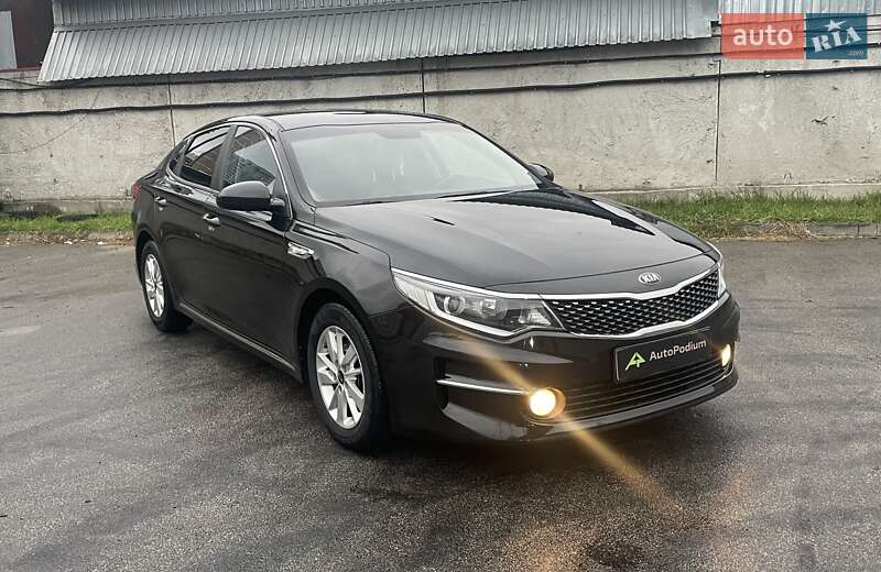 Kia K5 (2016)
