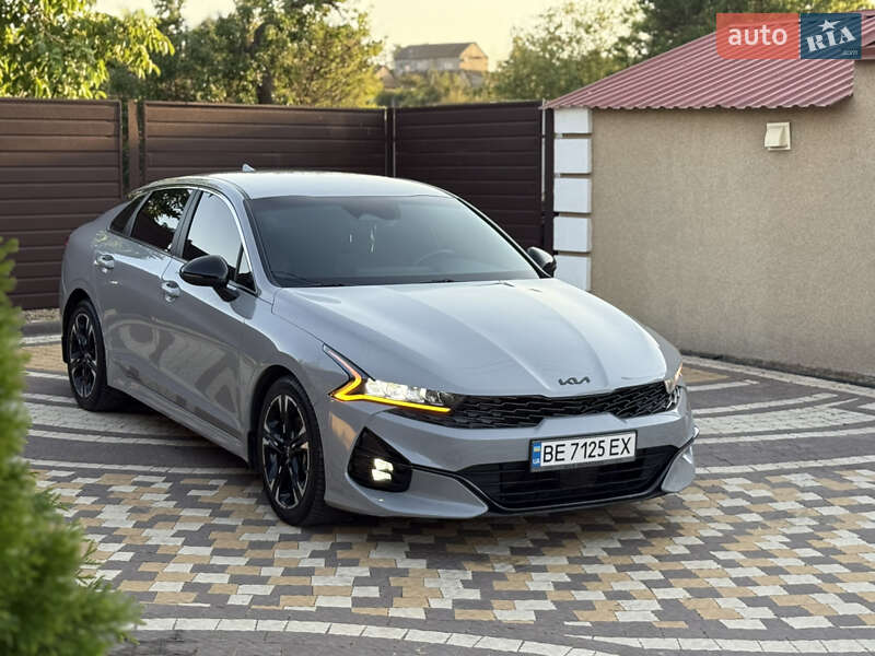 Kia K5 (2021)