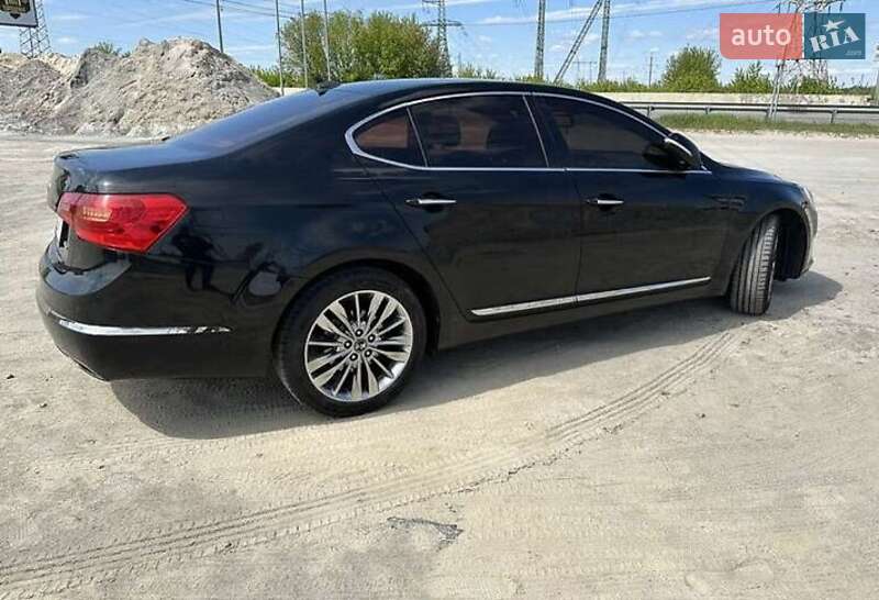 Kia K7 (2011)