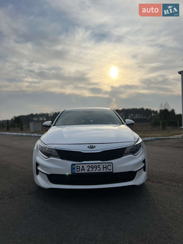 Kia Optima (2016)