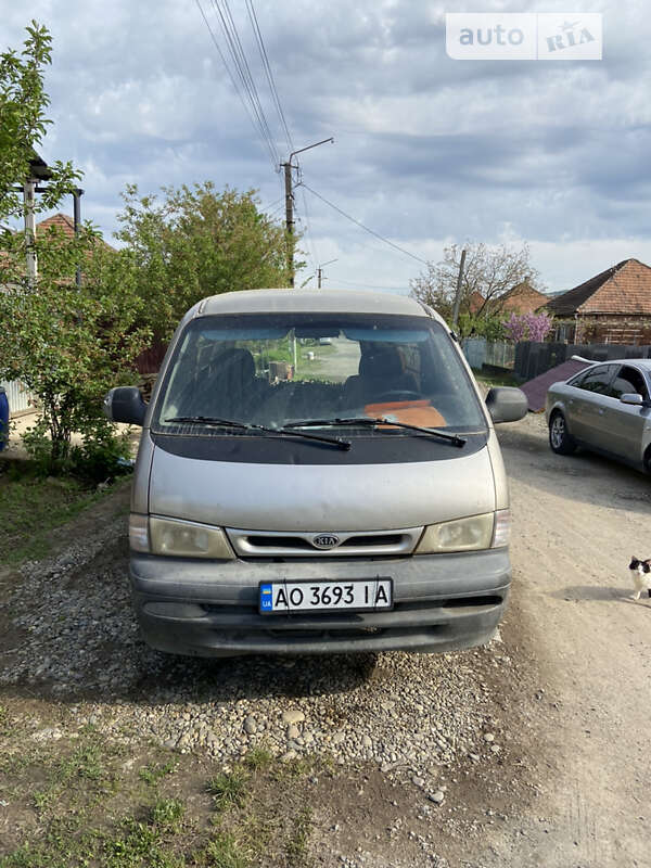 Kia Pregio (2003)
