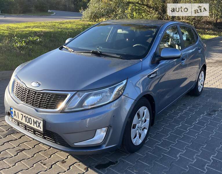 Kia Rio (2013)