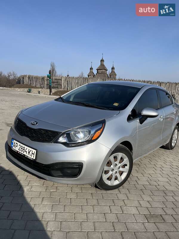 Kia Rio (2015)