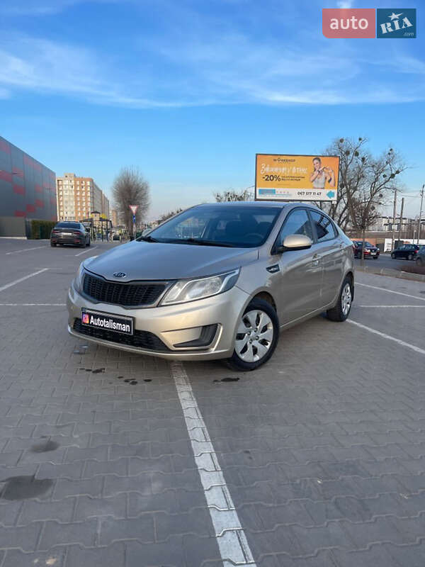 Kia Rio (2012)