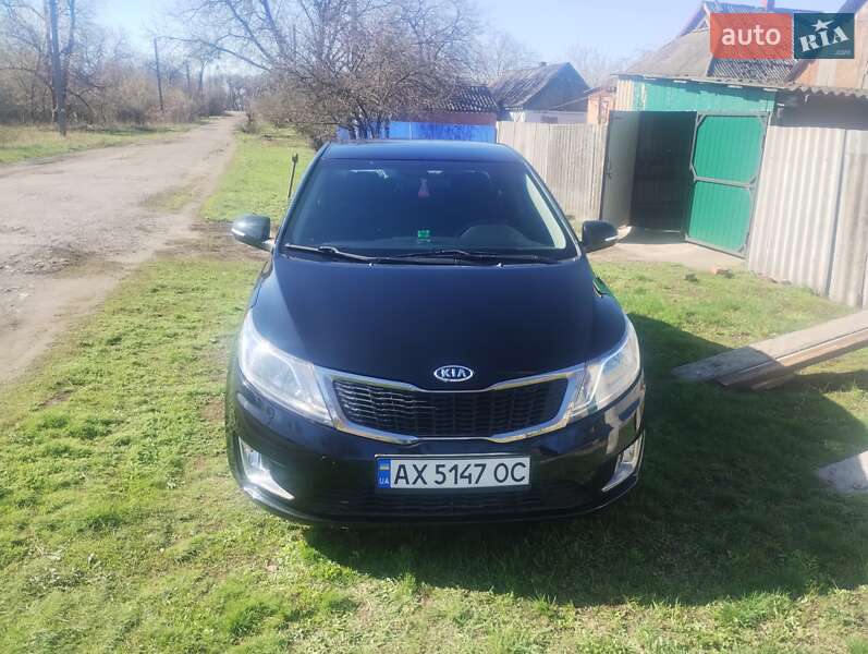 Kia Rio (2013)