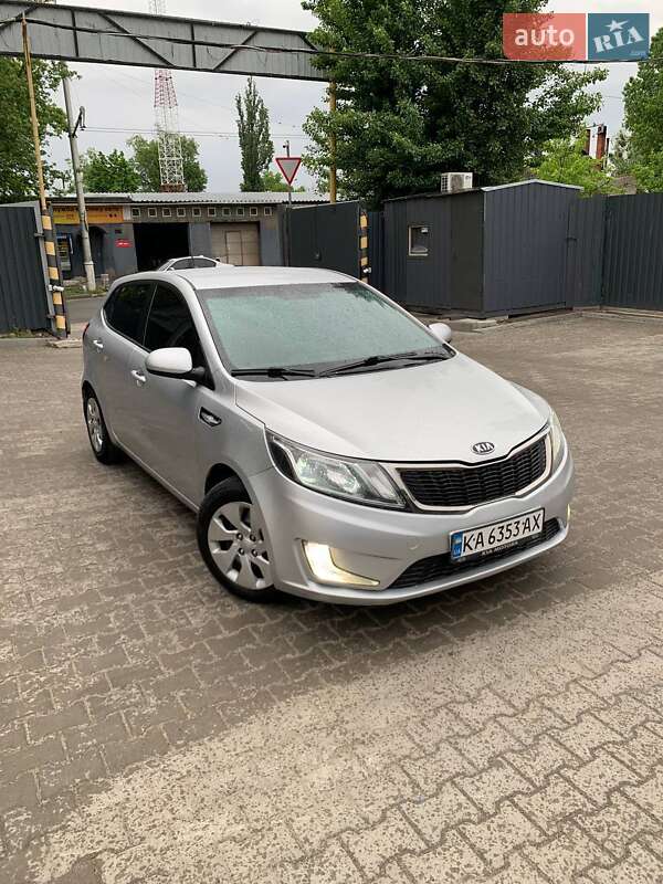 Kia Rio (2012)