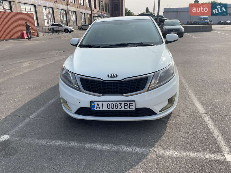 Kia Rio (2013)