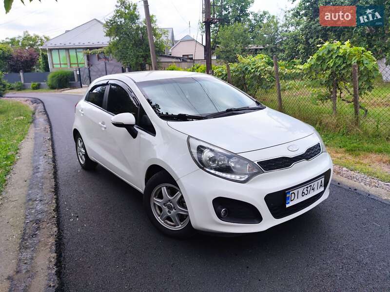 Kia Rio (2013)