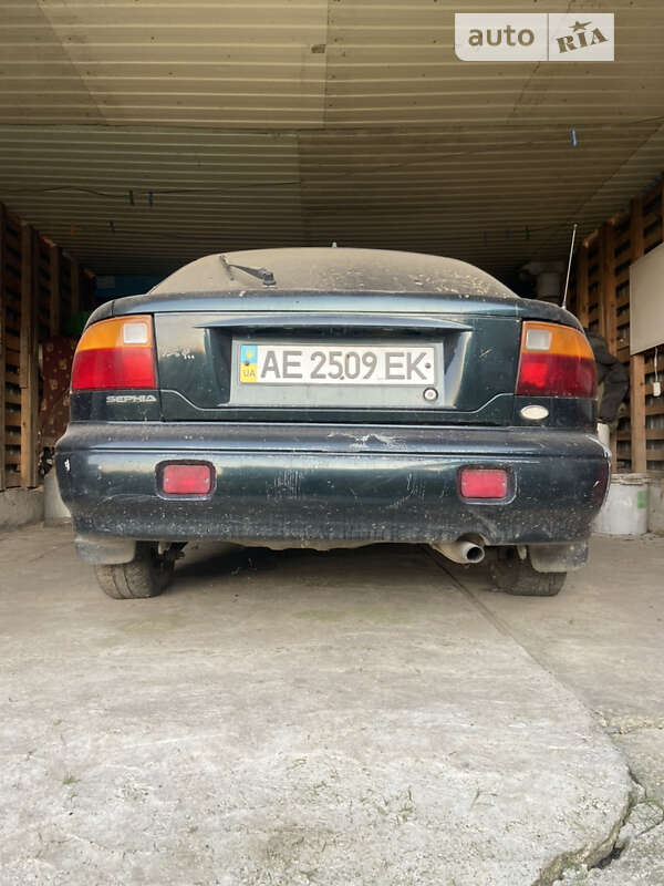 Kia Sephia (1997)