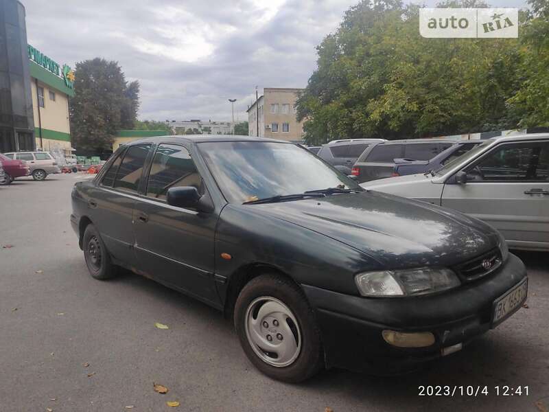 Kia Sephia (1996)