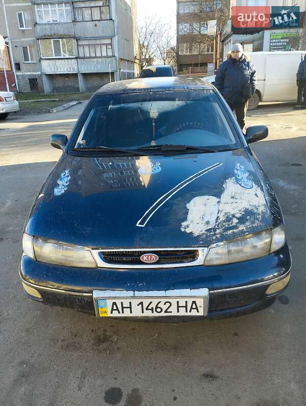 Kia Sephia (1998)
