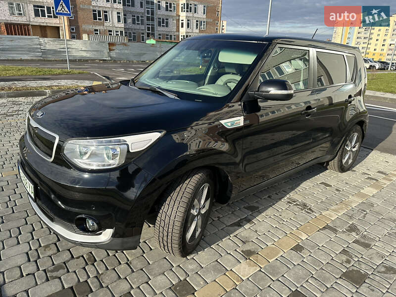 Kia Soul ev (2017)