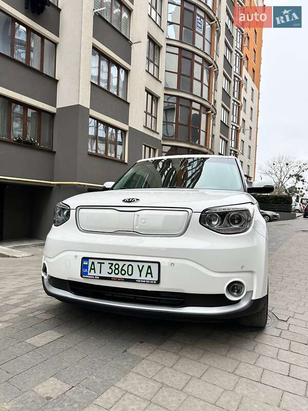 Kia Soul ev (2017)