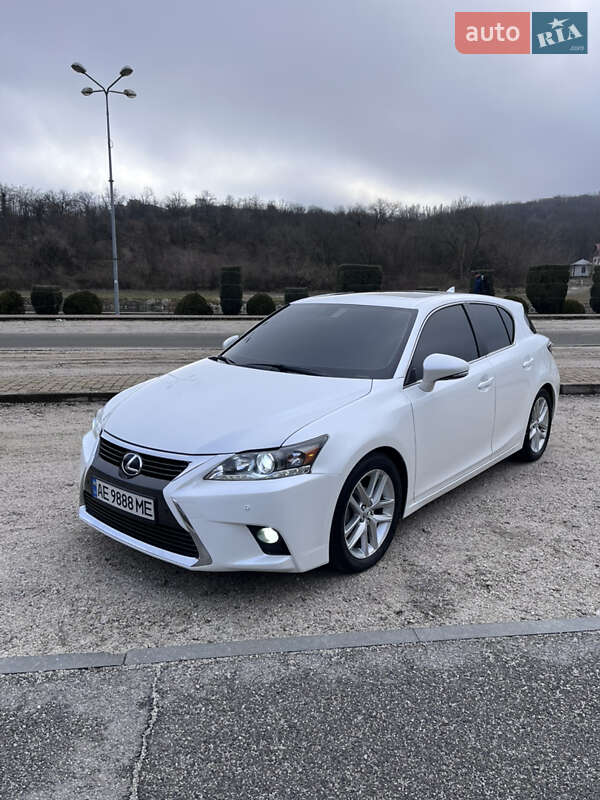 Lexus Ct (2016)